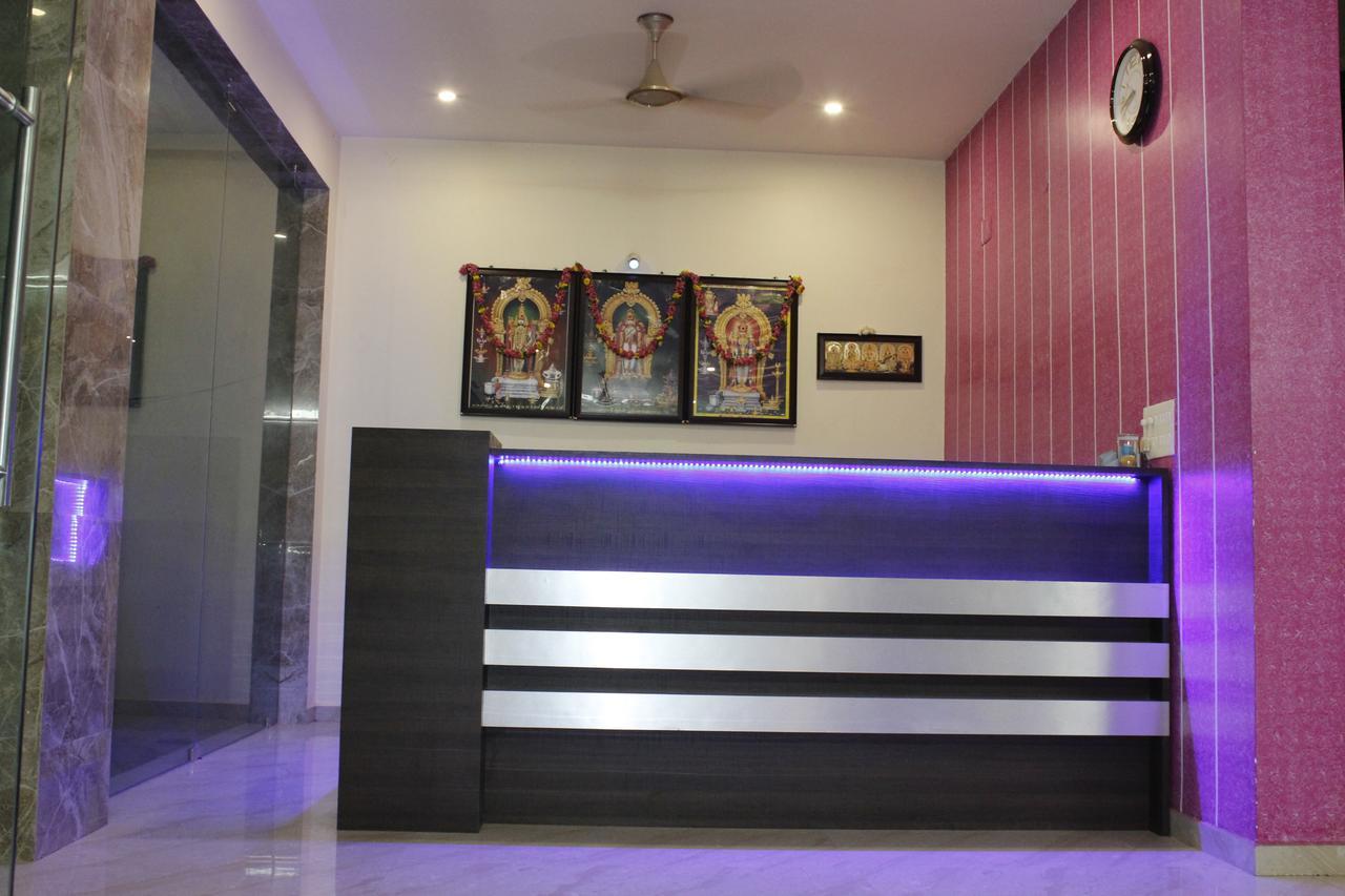 Sasti Hotel Palani Extérieur photo